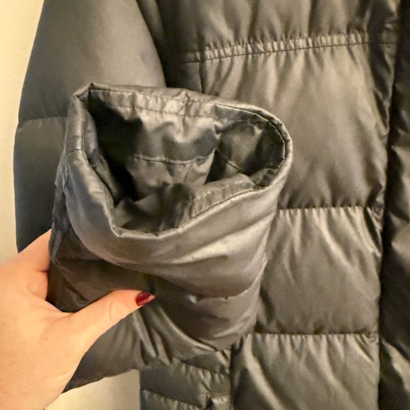 Patagonia Down Parka - Picture 7 of 11